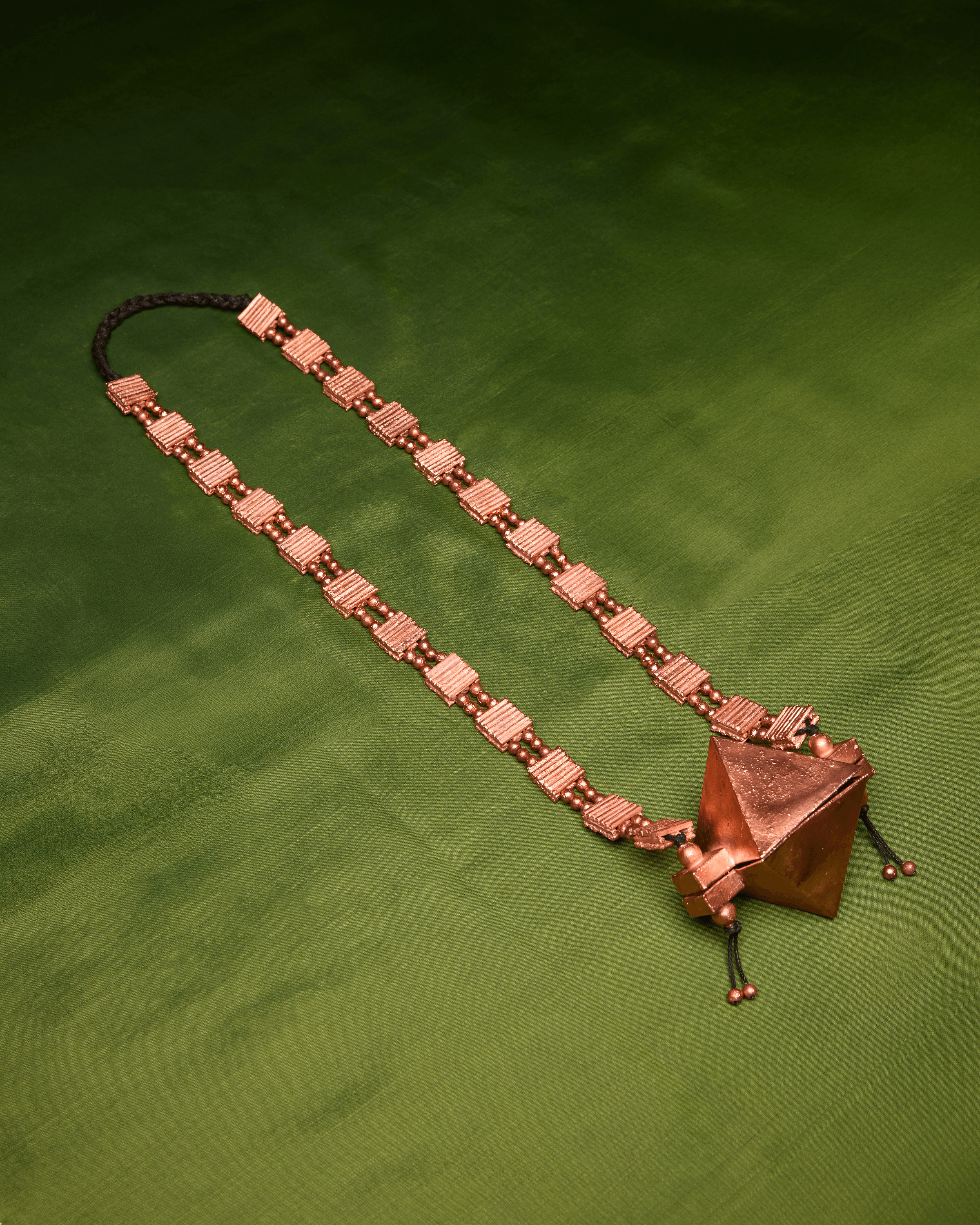 naishee-shah-contact-imgs